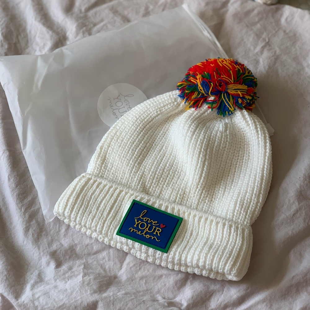 NWT Autism Awareness LYM Pom beanie
